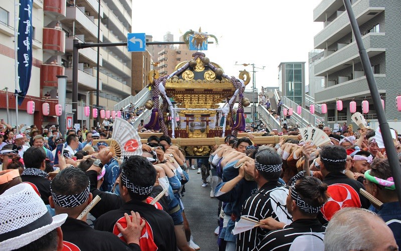 多摩地域最大規模の大神輿