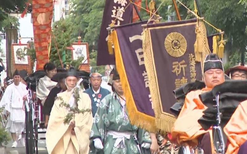 市民参加の歴史絵巻