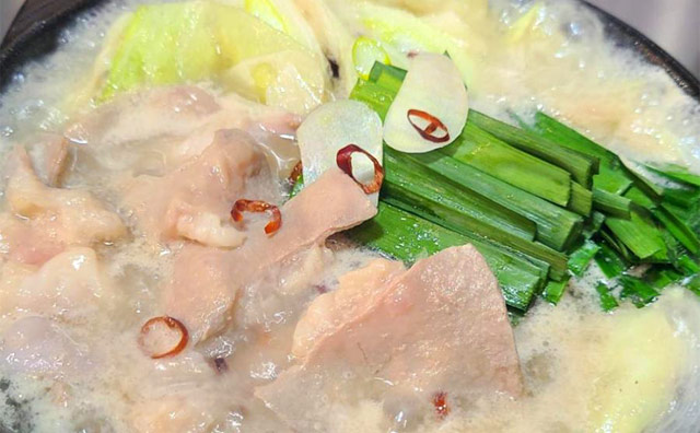国産牛もつ「たけめん」牛テールスープ鍋セット（3人前）